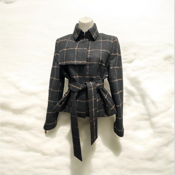 Akris size 10 black camel alpaca designer jacket - Picture 5 of 8